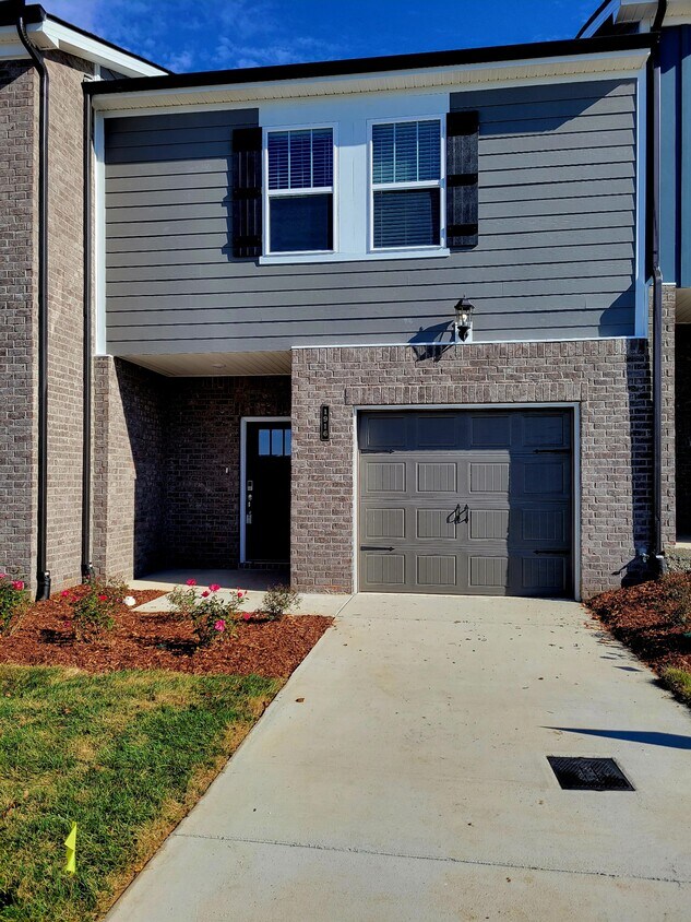 1916 Cascade Ct, Lebanon, TN 37087 Condo for Rent in Lebanon, TN