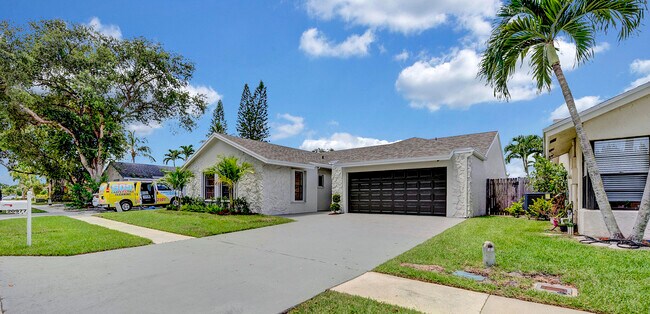 Foto del edificio - 20977 Country Creek Dr