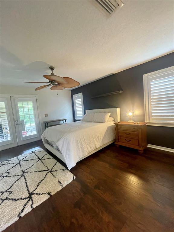 Foto del edificio - 1 Walton Pl