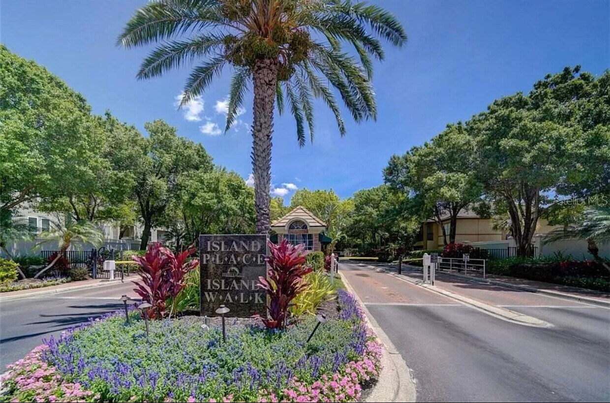 Foto principal - 717 Mainsail Dr