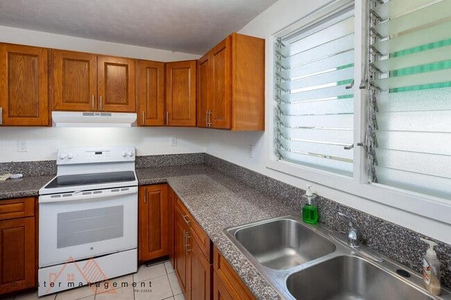 Foto del edificio - 2133 Metcalf St
