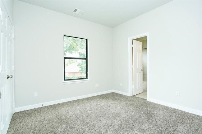 Foto del edificio - 990 Grenshaw St