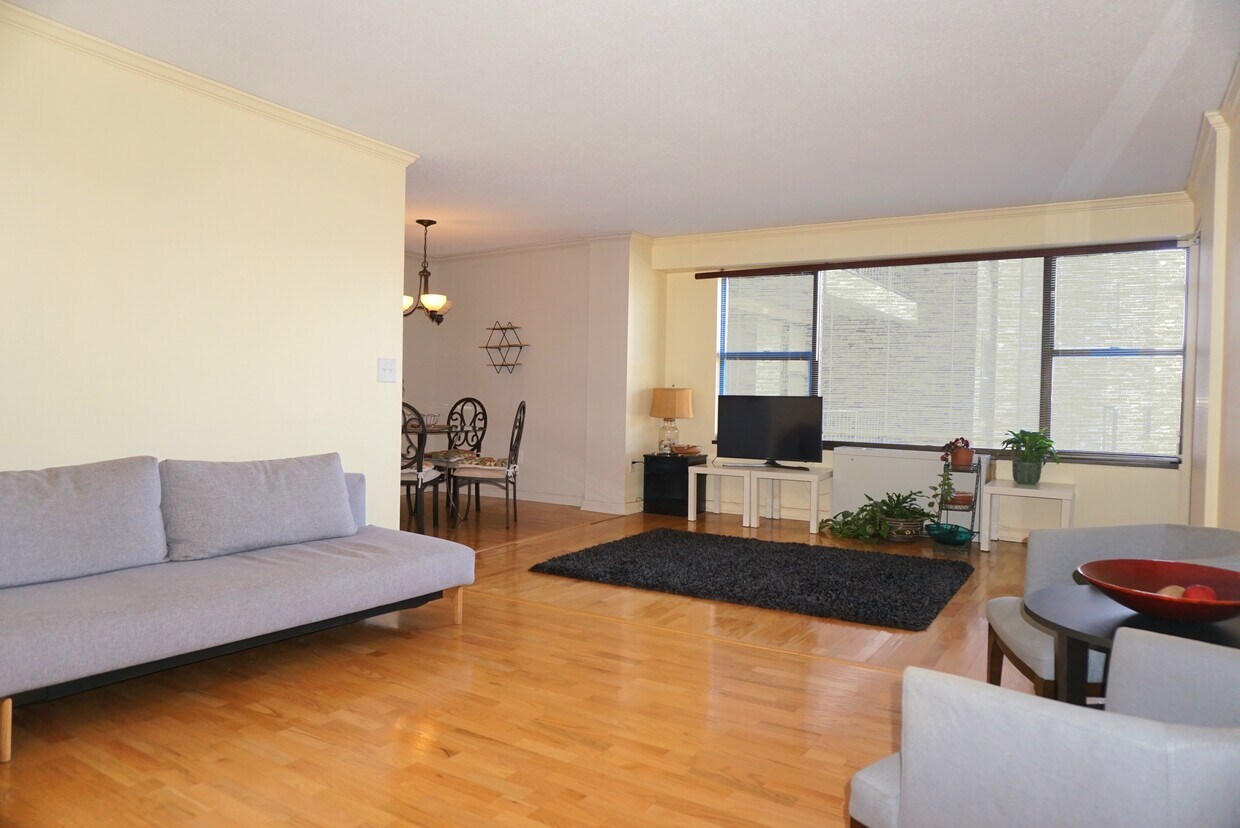 Foto principal - 44 Strawberry Hill Ave