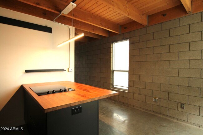 Foto del edificio - 537 E Willetta St