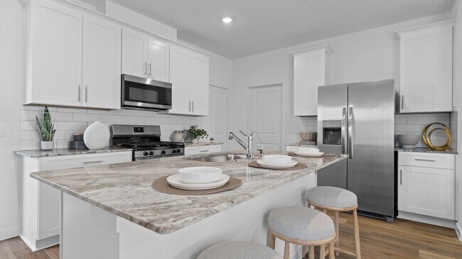 Foto del edificio - 30115 Broeder Wy Ct