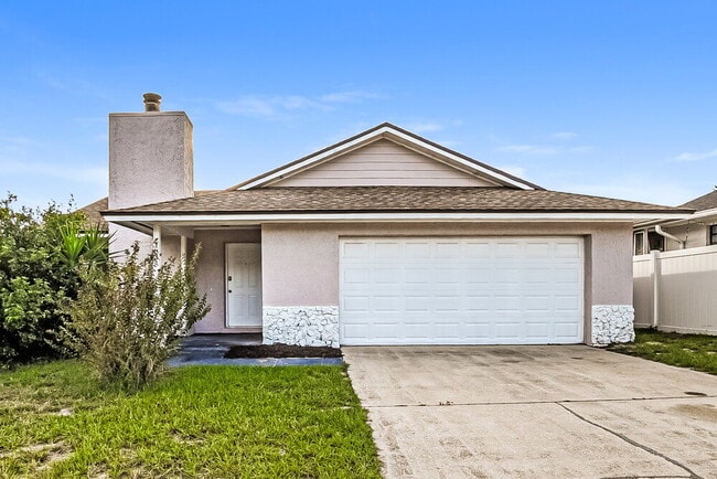 Building Photo - 1348 Andes Dr