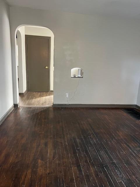 Building Photo - 738 S Weyant Ave