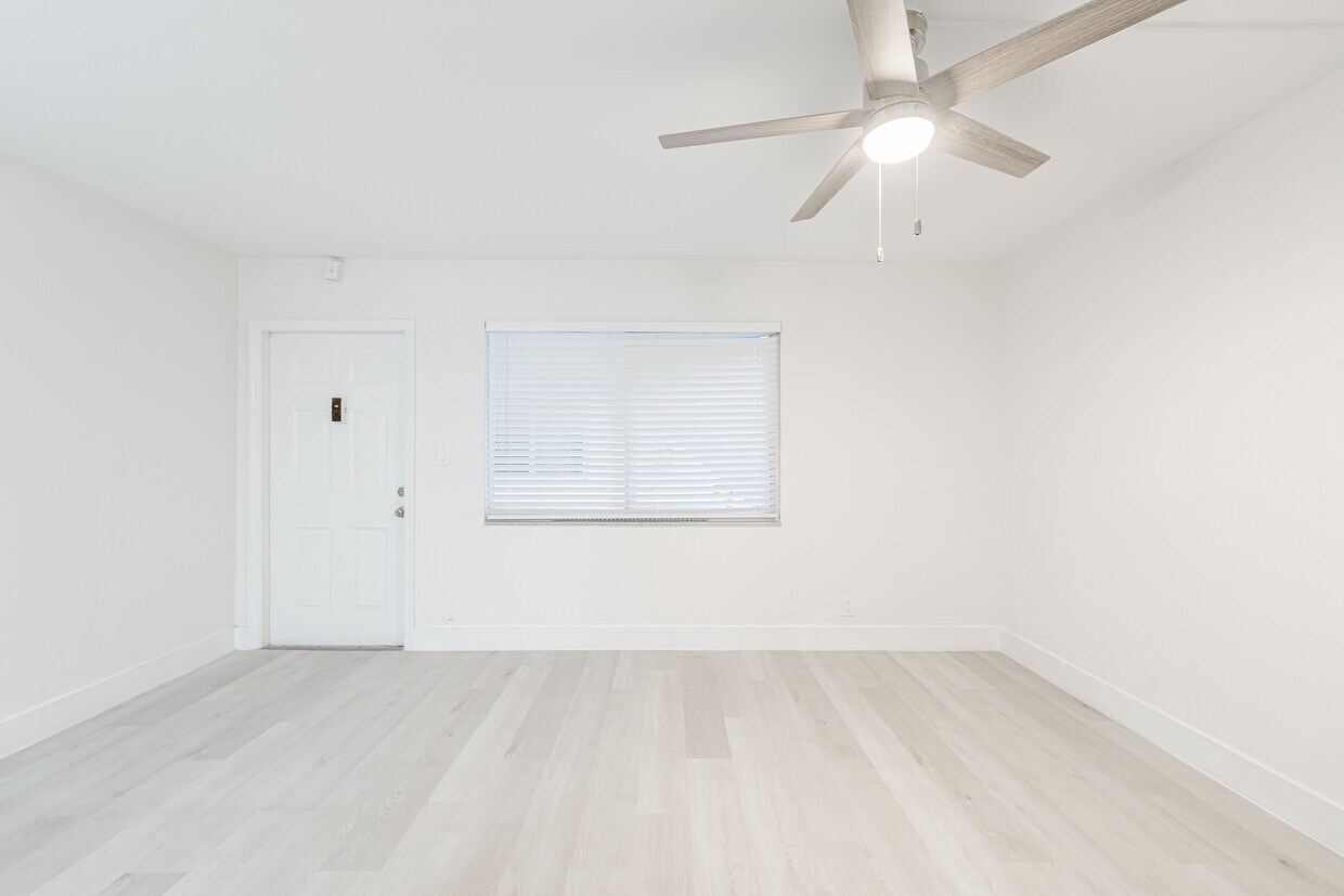 Foto principal - Oakland Park Villas