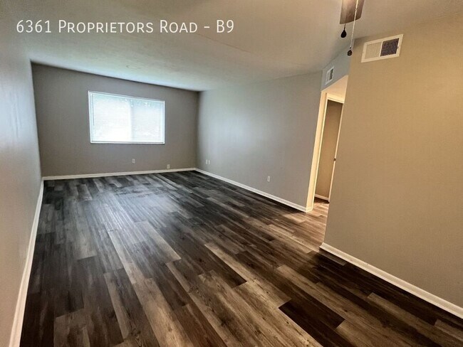 Foto del edificio - 6361 Proprietors Rd
