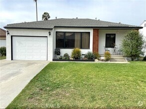 Building Photo - 5029 Montair Ave