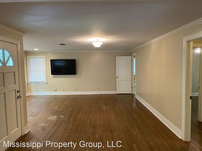 Building Photo - 3 br, 2 bath House - 220 Sivley Street