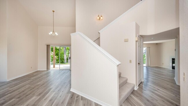 Foto del edificio - Newly Updated Escondido Home