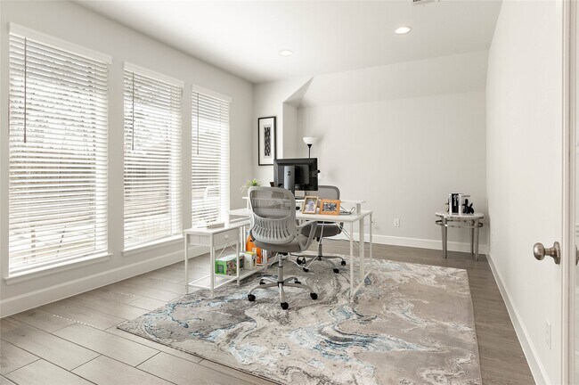 Building Photo - 508 Stella Beth Way