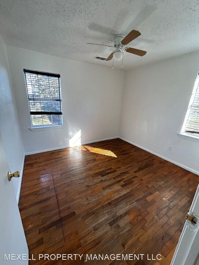Foto del edificio - 4 br, 2 bath House - 1103 BELEW ST