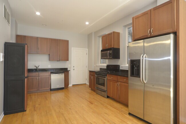 Foto del edificio - 1822 W Huron St