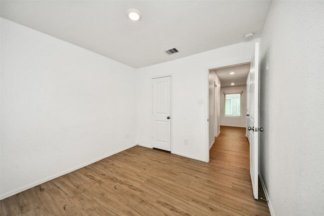 Foto del edificio - 18915 Sorento Bay Ln