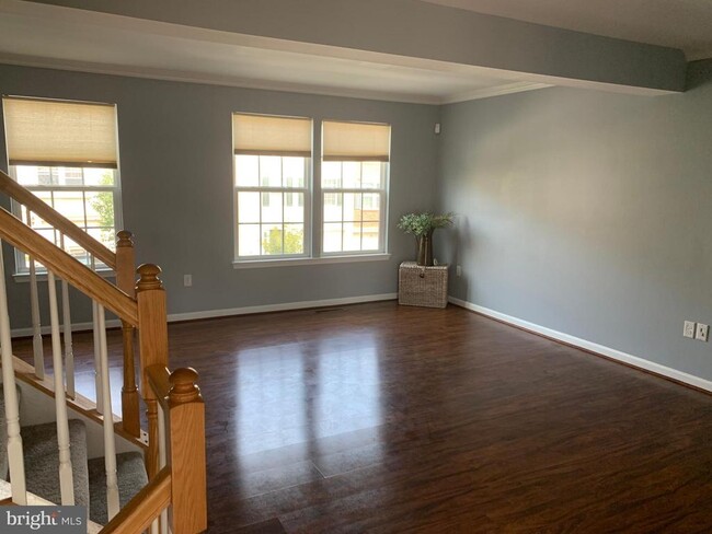 Building Photo - 7237 Maidstone Pl