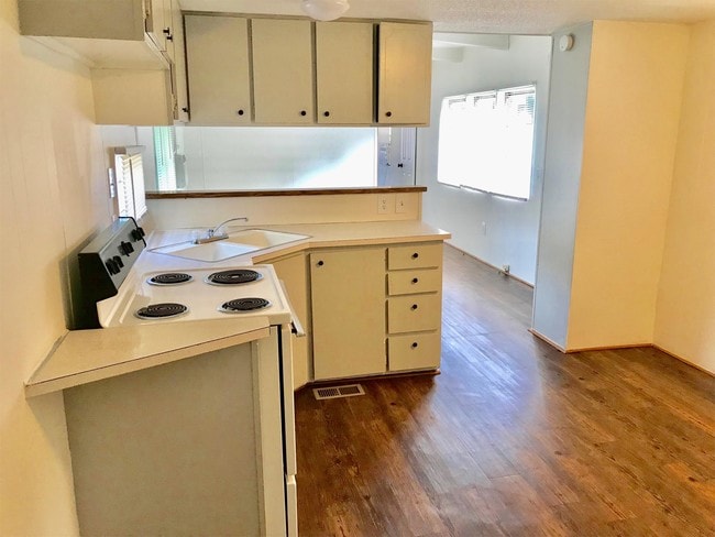 Foto del edificio - 807 Edgemont Ave