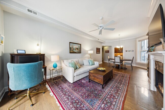 Foto del edificio - 1427 N Dearborn St