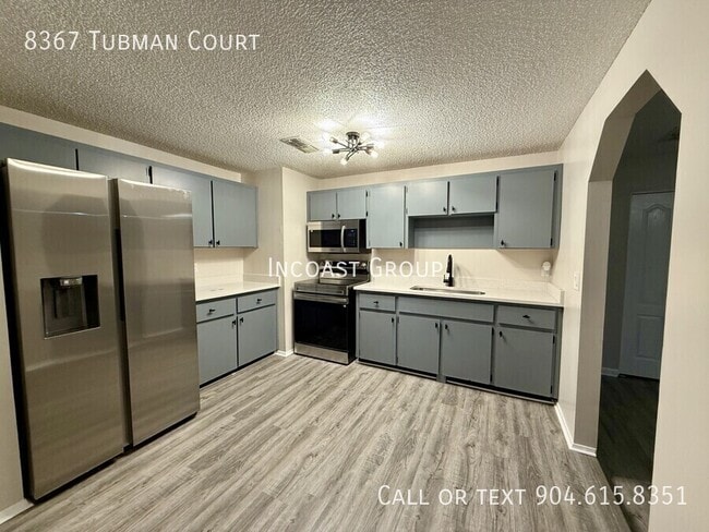 Foto del edificio - 8367 Tubman Ct