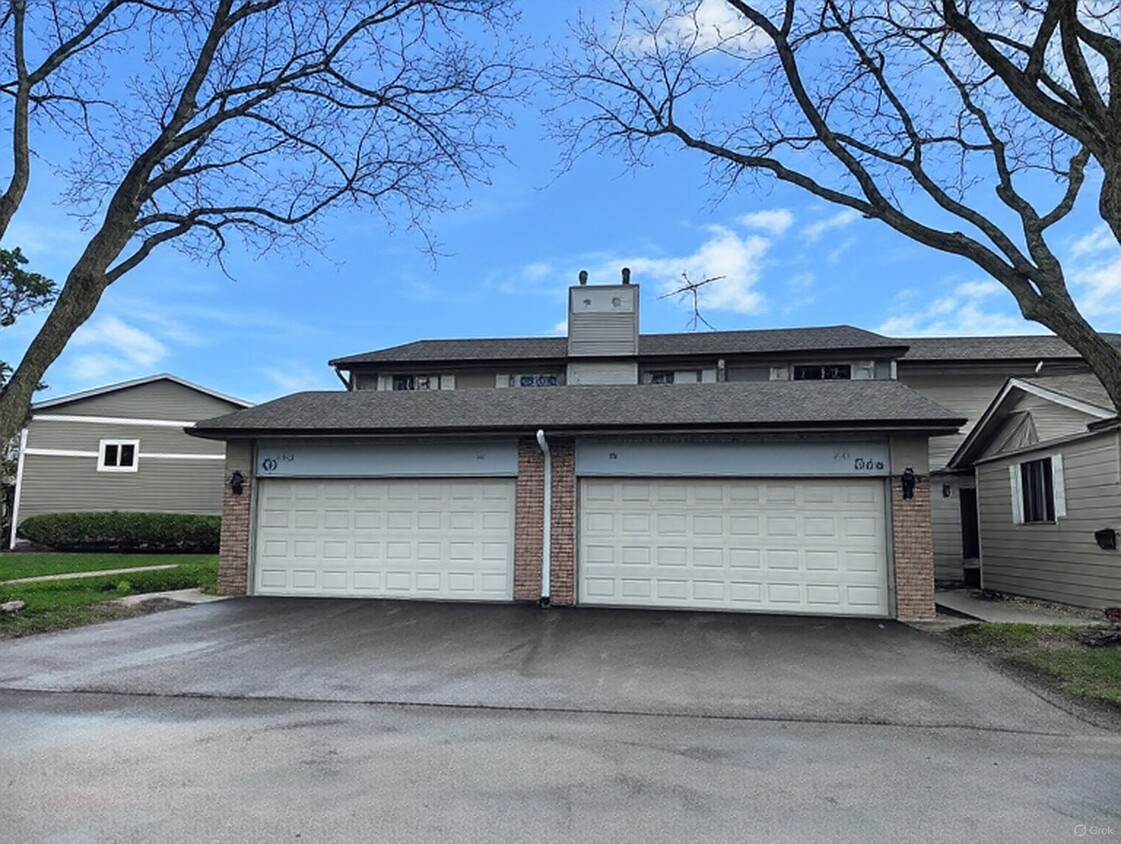 Foto principal - 693 Mallard Ln