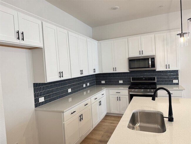 Foto del edificio - 1309 Eureka Spgs St