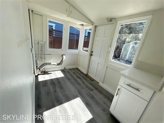 Building Photo - 2 br, 1 bath House - 4104 VERMONT ST