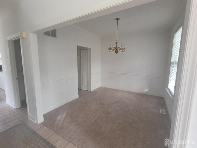 Foto del edificio - 43 Brent Dr