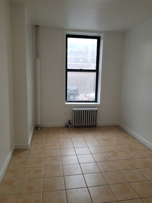 Building Photo - One Bedroom-South Bronx