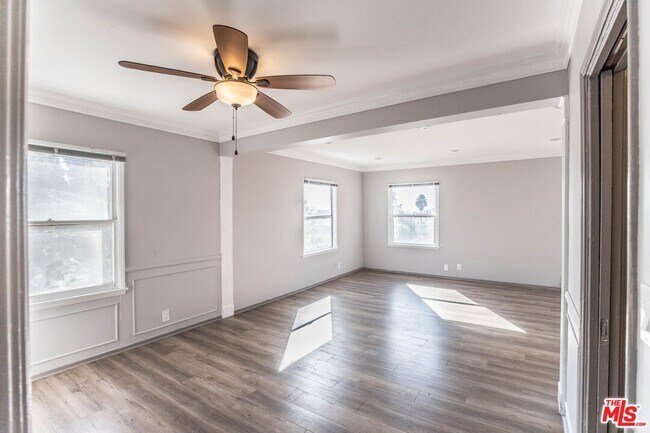 Building Photo - 1315 Mansfield Ave