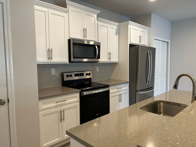 Foto del edificio - 708 W. Creek Lane