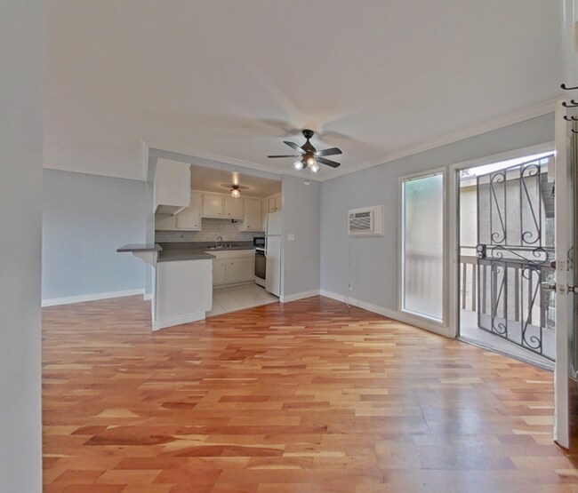 Foto del edificio - Spacious 1 Bedroom Condo in the Gated Park Bristol Community