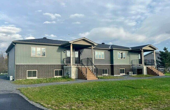 Front exterior - 21 Industrial Dr