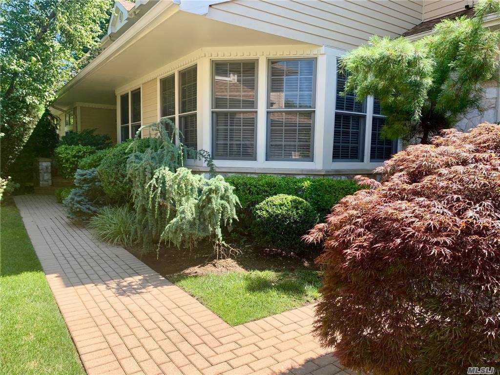 Building Photo - 303 Baltustrol Cir