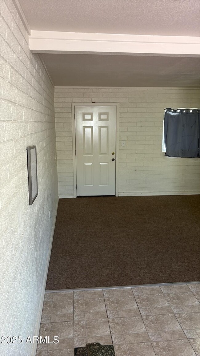 Building Photo - 1057 D Ave