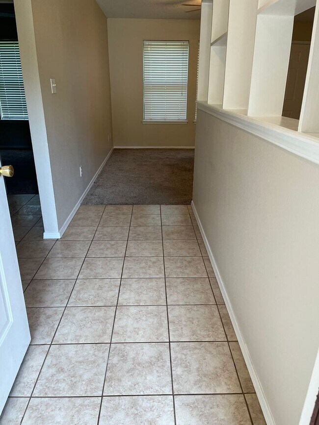 Building Photo - 41 Grand Brook Dr
