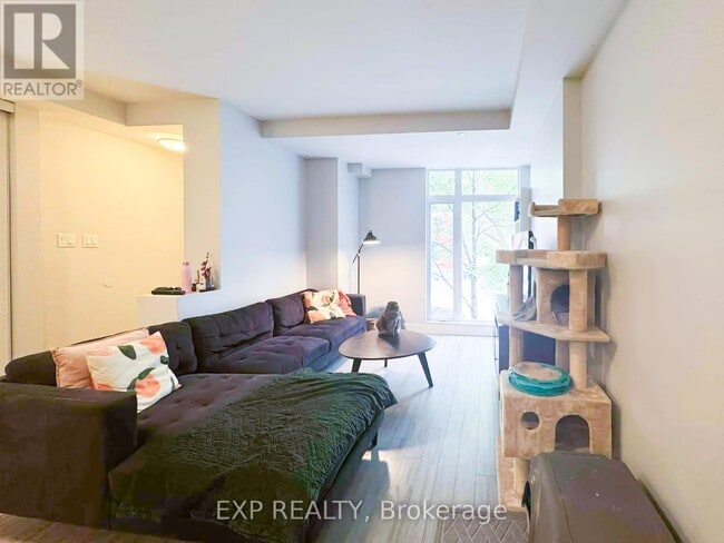 Building Photo - 106 Holmwood Ave