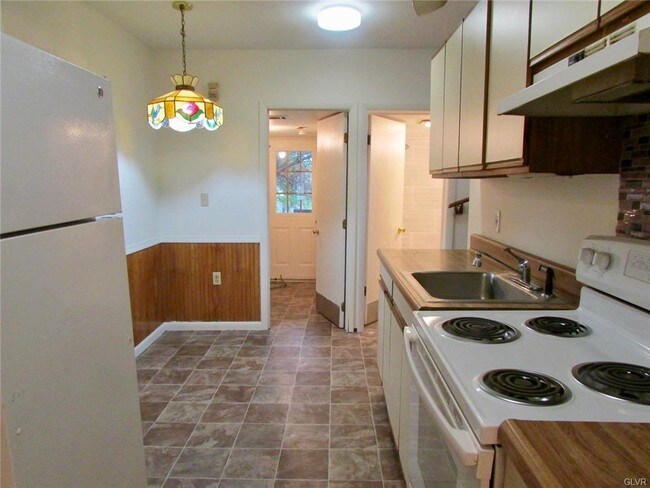Foto del edificio - 128 2nd St