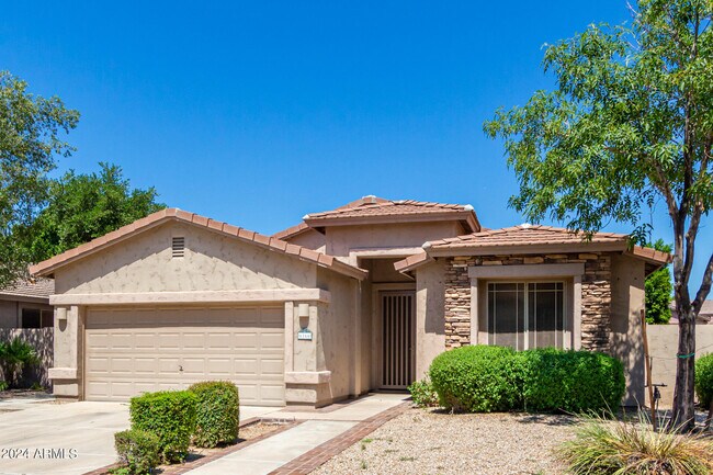 Foto del edificio - 6166 W Wikieup Ln