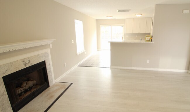 Foto del edificio - Great 3/2.5 East Durham Home with Fenced i...