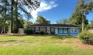 Building Photo - 4447 Kindlewood Dr