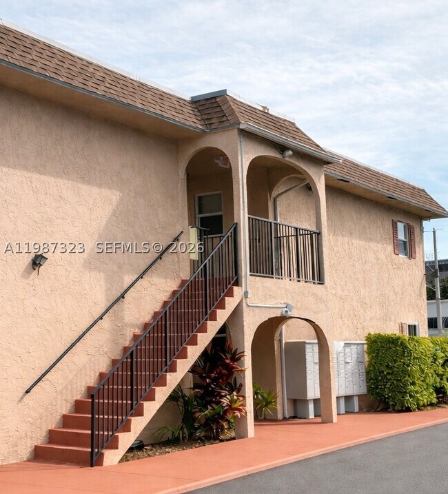 Foto del edificio - 550 SW 2nd St