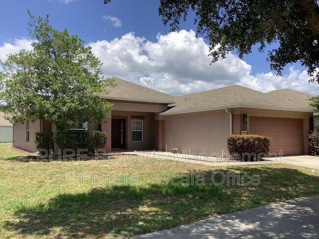 Building Photo - 3970 SW 54th Ct