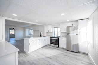 Building Photo - 1105 Basin St SW