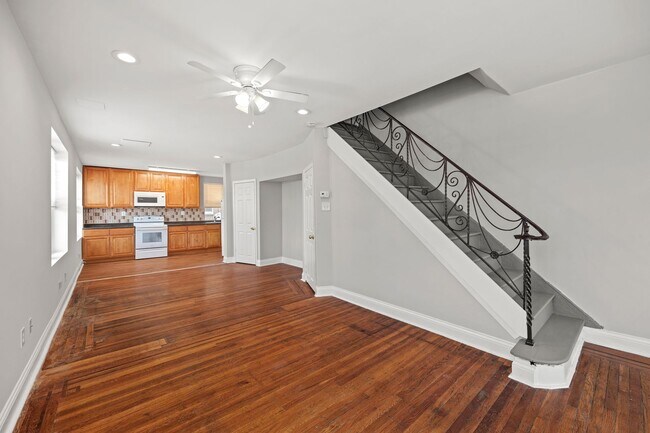 Foto del edificio - ???NEWLY Renovated 3 Bedroom and 2 Baths H...