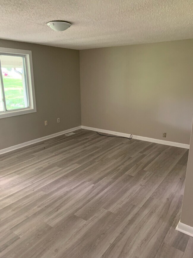 Sala de estar - 537 Norwood Dr