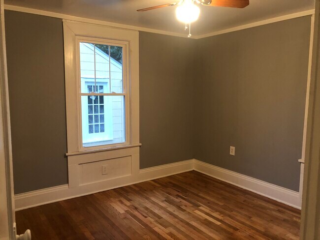 Foto del edificio - 2212 Oak St