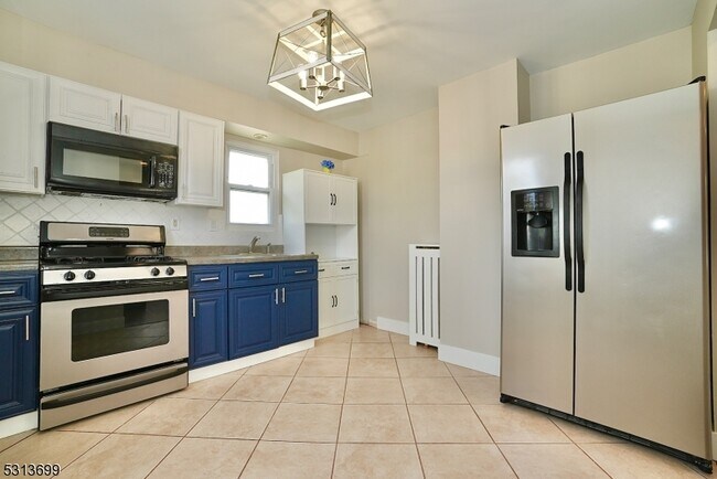 Foto del edificio - 26 Tappan Ave