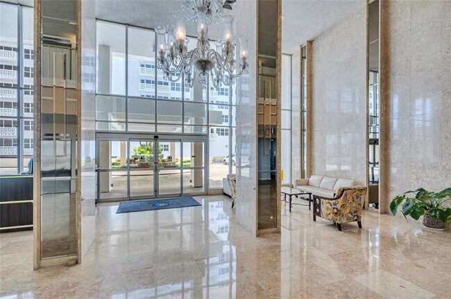 Foto del edificio - 4020 Galt Ocean Dr