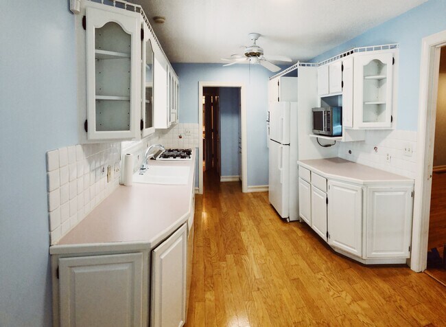 Foto del edificio - 619 Home Avenue SE